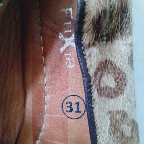 Calf Hair Leopard Print Ballet Flats - Picture 8 of 8